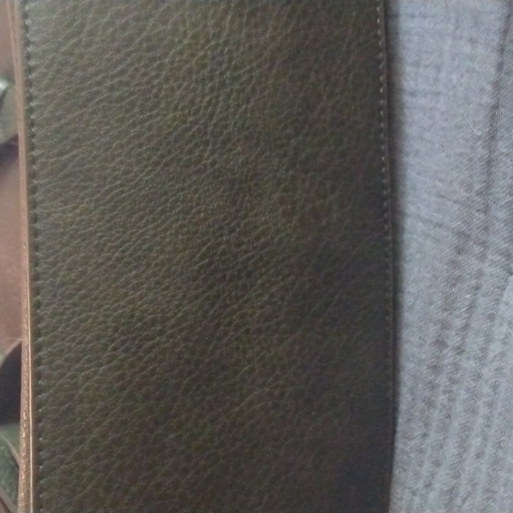 Anthropologie olive green large leather shoulder bag with bows EUC - Picture 4 of 9